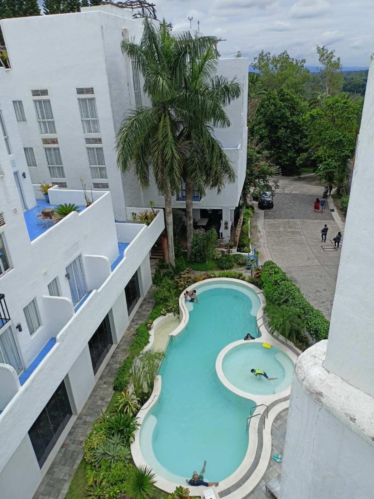La Bella Residences, The Tiny Loft Tagaytay City Exteriör bild